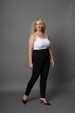 Black or Red Plus-size Narrow Trousers made of soft scuba crepe with semi-relaxed ankle from One Six collection.