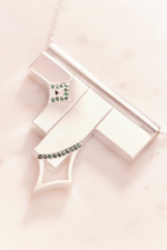 Ruifier Kinetic Green Necklace